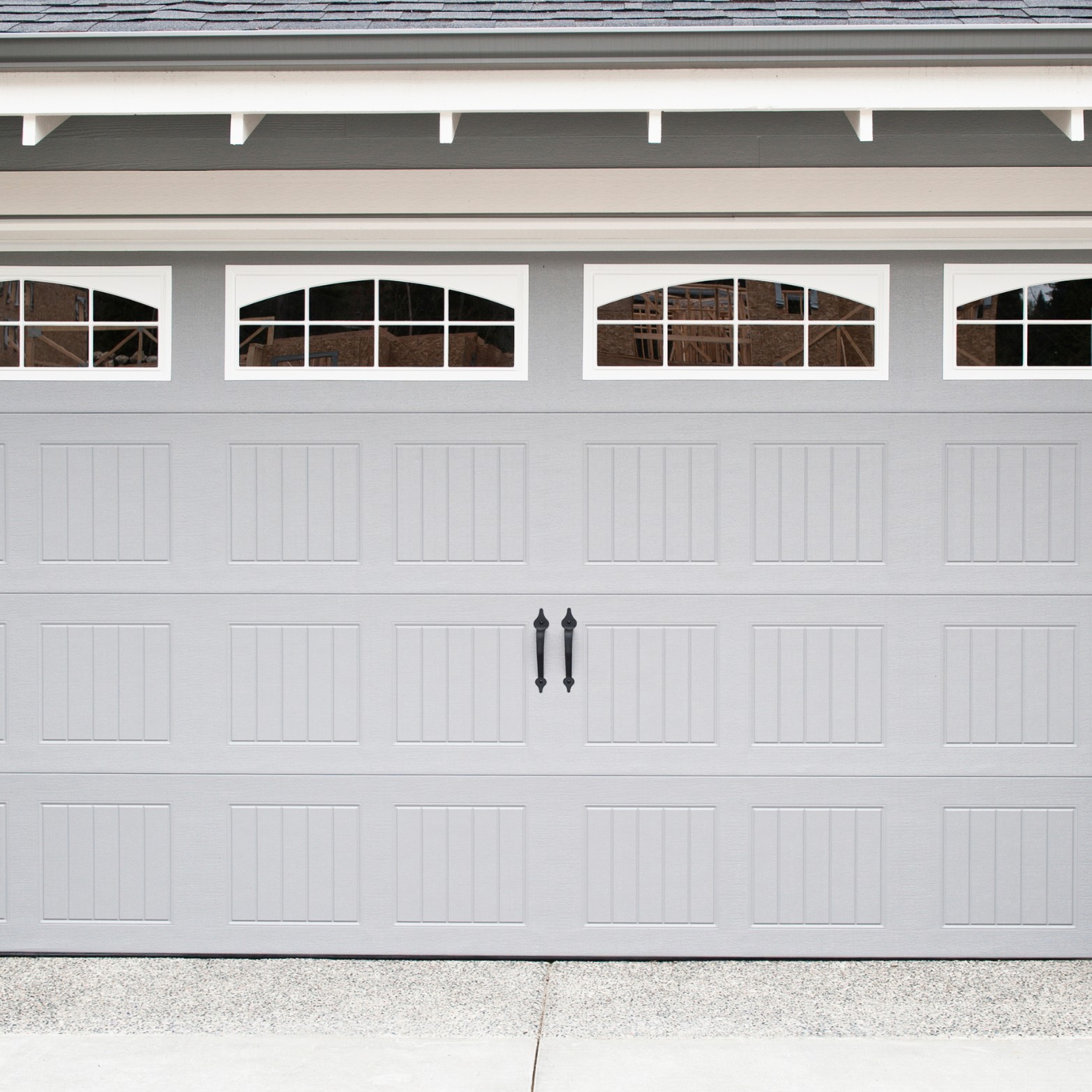 How Much Does a New Garage Door Cost in Cypress, TX?